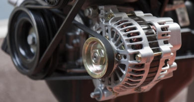 How to Change 2004 Dodge Ram 1500 5.7L Alternator How to Change 2004 Dodge Ram 5.7L Alternator